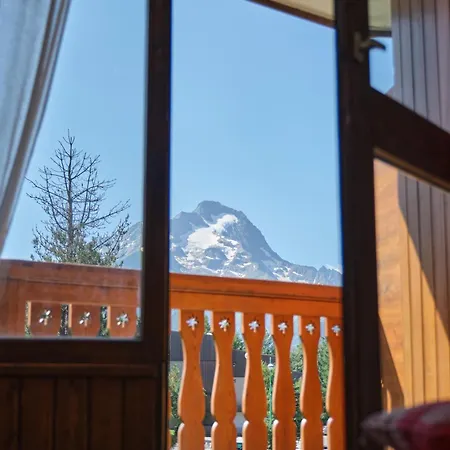 La Montagne アパート