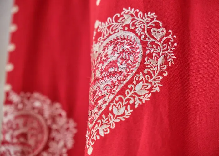 La Montagne Апартаменты Ле дез Альп